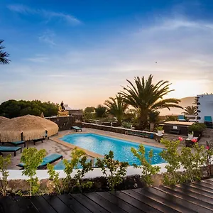 https://azulfit-surya-yoga-pilates-retreat.in-canary-islands.com